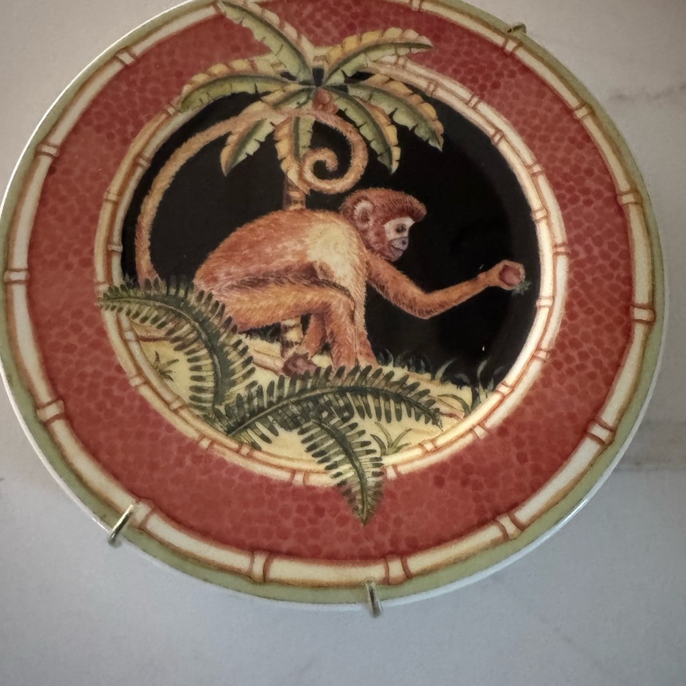Andrea By Sadek Jungle Safari Plate with Palm and Fern Design